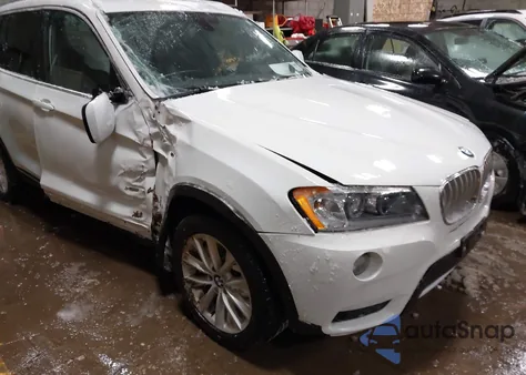 2013 BMW X3 xDrive28I z USA, uszkodzony, nr VIN 5UXWX9C56D0A22254